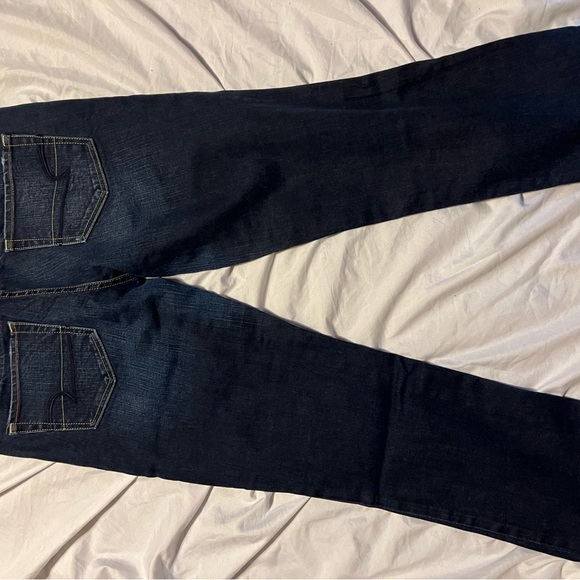 EUC American Eagle Outfitter’s denim jeans. Size 12. - Picture 5 of 8